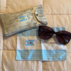 TOMS sunglasses